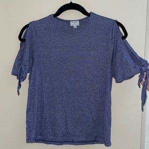 Blue size M open shoulder shirt